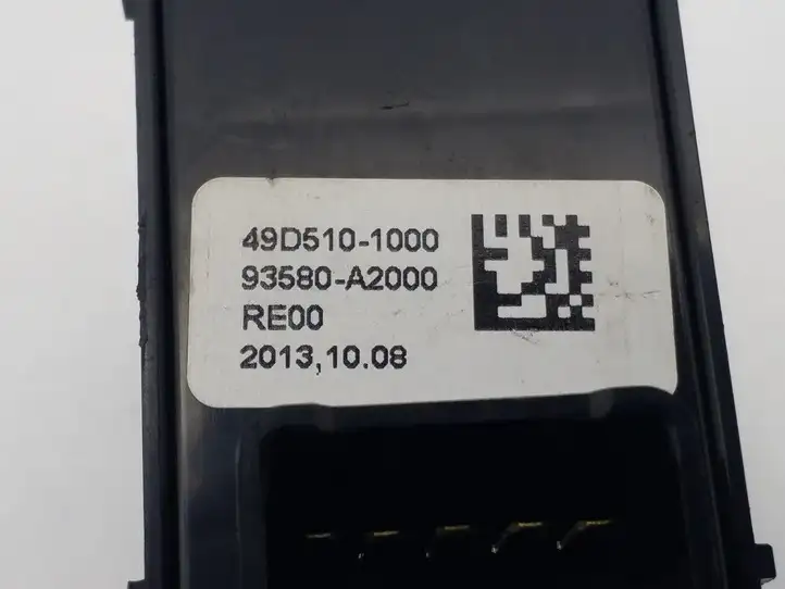 Kia Ceed (2012 - 2015) 93580A2000 Кнопка стеклоподъемников — фото 2