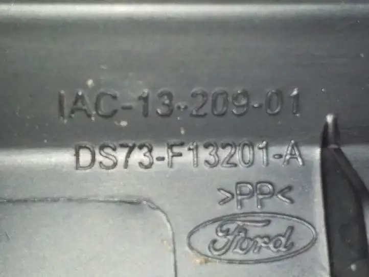 Ford Fusion II (2013 - ) DS73F13201A Внутренняя отделка переднего порога — фото 2