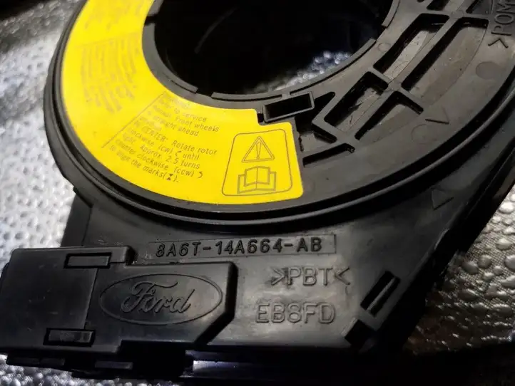 Ford Fiesta (2006 - 2008) 8A6T14A664AB Контактное кольцо SRS — фото 4