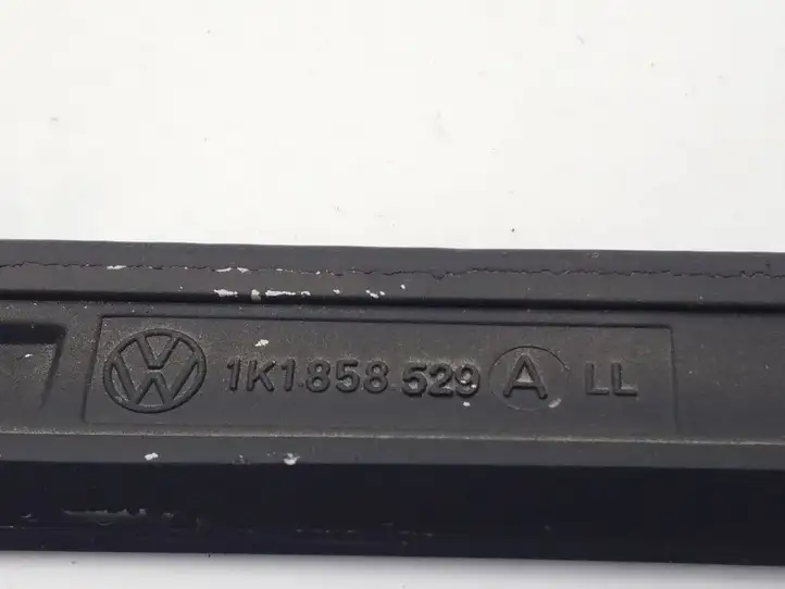 Volkswagen Golf V (2003 - 2009) 1K1858529A Декоративная планка — фото 3