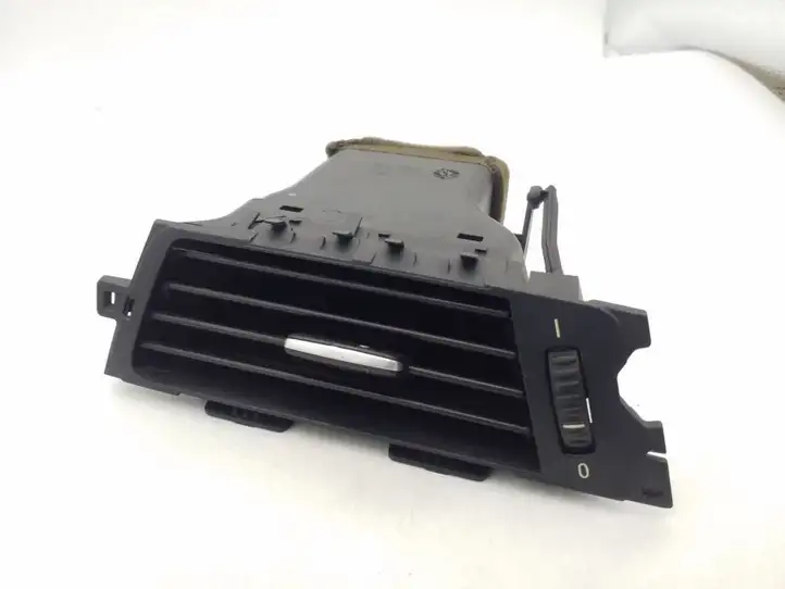BMW 3 E90 E91 (2005 - 2012) 9123298 Боковой воздушный дефлектор — фото 2