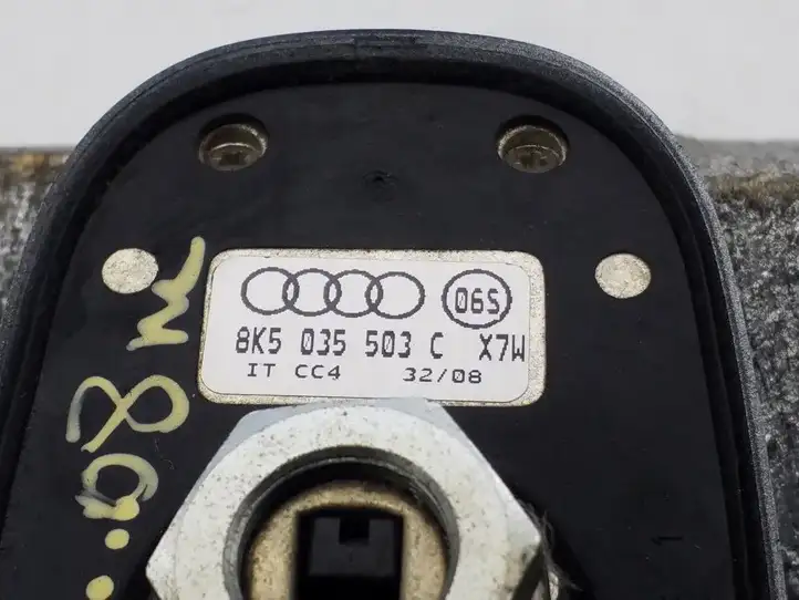 Audi A4 (2007 - 2011)  8K5035503C Антенна (антенна GPS)