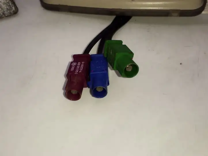 Audi A4 (2007 - 2011)  8K5035503C Антенна (антенна GPS)