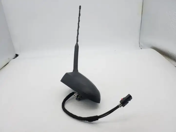 Ford Focus (2011 - 2015) FM5T19G461AA GPS антенна — фото 2