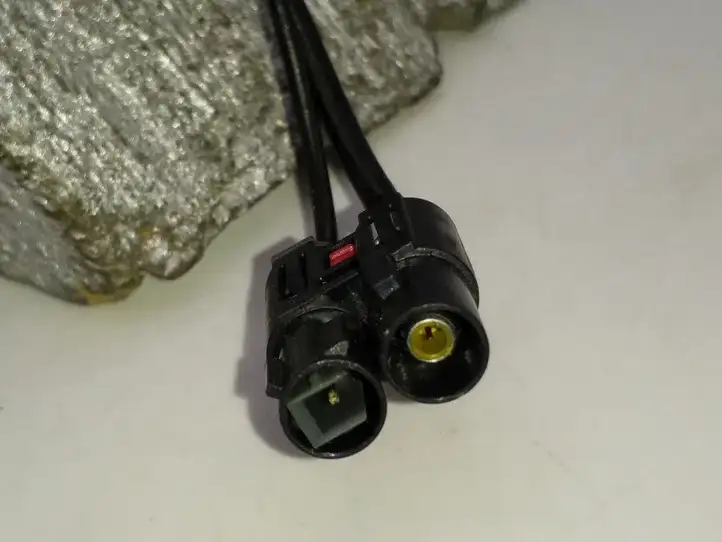 Ford Focus (2011 - 2015) FM5T19G461AA GPS антенна — фото 4