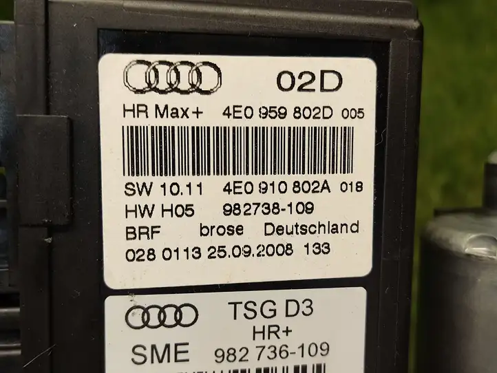 Audi A8 S8 D3 4E (2007 - 2010) 4E0959802D Стеклоподъемник задней двери — фото 3