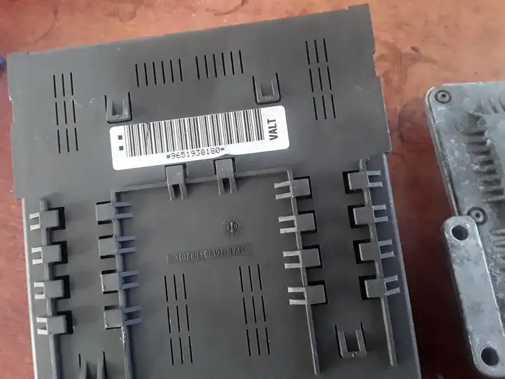 Peugeot 807 (2002 - 2011)  0281011334 Комплект зажигания