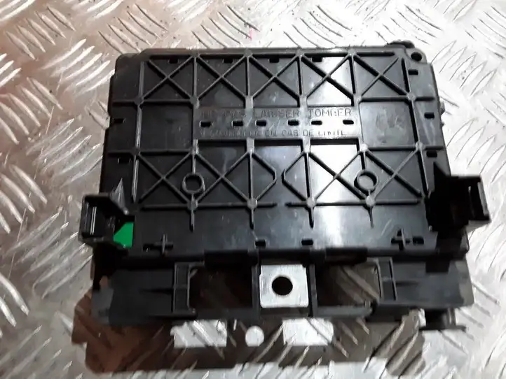 Peugeot 206 (1998 - 2012)  BSMB2 Блок предохранителей