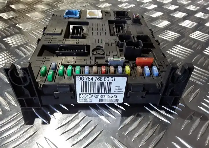 Citroen C4 I Picasso (2006 - 2013) 967847688001 Модуль комфорта — фото 3