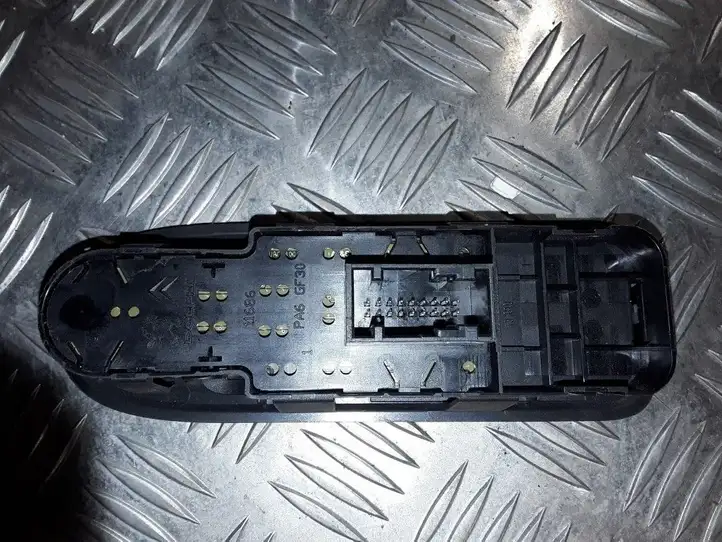 Peugeot 308 (2007 - 2013) 96565186XT Кнопка стеклоподъемников — фото 2