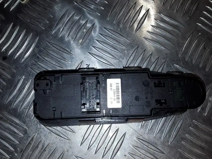 Citroen Jumper (2007 - 2013) E2994406 Кнопка стеклоподъемников — фото 2