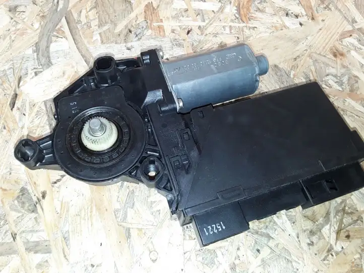 Audi A4 S4 B6 8E 8H (2000 - 2006) 8E0959801A Стеклоподъемник задней двери — фото 2