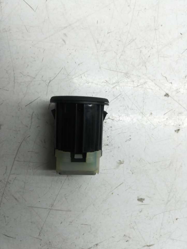 28023BH00A Nissan Qashqai USB jungtis