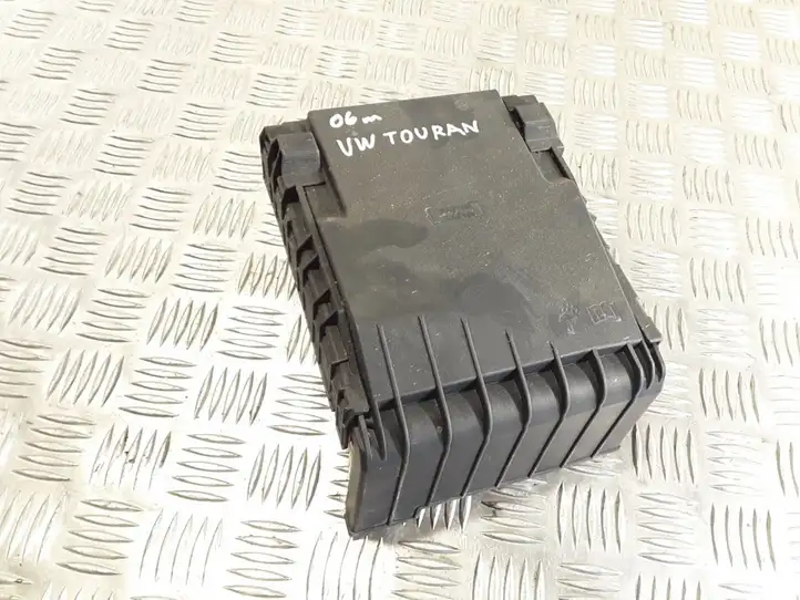 Volkswagen Touran I (2003 - 2010) 1K0937125A Блок предохранителей (комплект) — фото 1