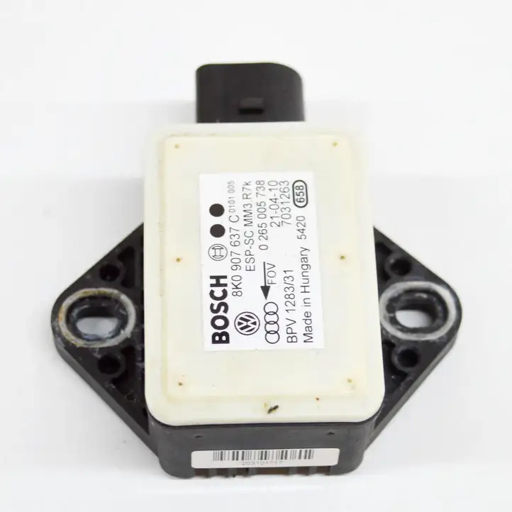 Audi A4 S4 B8 8K (2007 - 2011) 8K0907637C Датчик ускорения — фото 2