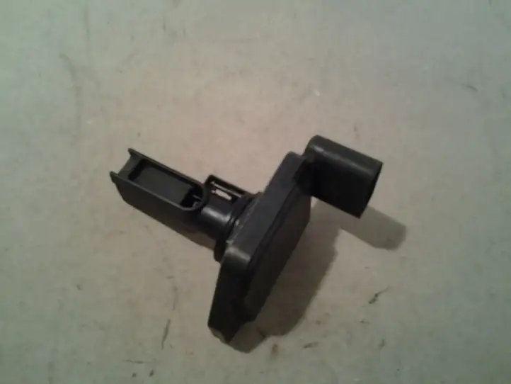 Audi A8 S8 D3 4E (2007 - 2010) 057906461D Датчик массового расхода воздуха — фото 1