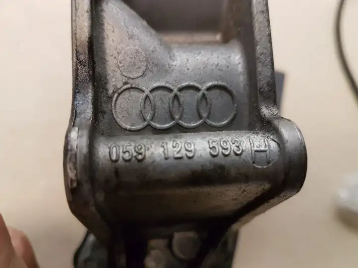 Audi A8 S8 D4 4H (2013 - 2017) 059129593H Дроссельная заслонка — фото 4
