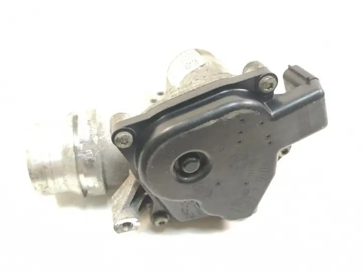 Nissan Juke I F15 (2010 - 2018) 8200614985 Дроссельная заслонка — фото 2