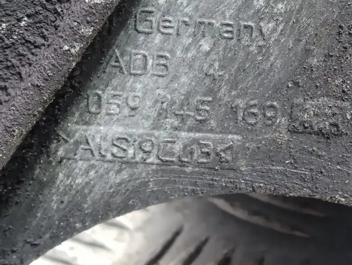 Audi A6 S6 C6 4F (2004 - 2008) 059145169 Кронштейн насоса ГУР — фото 2
