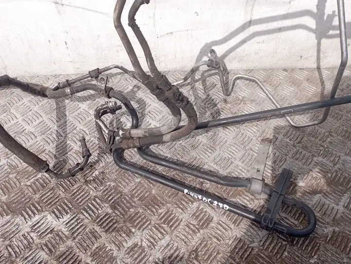 Peugeot 407 (2004 - 2011) Трубка топливной системы — фото 3