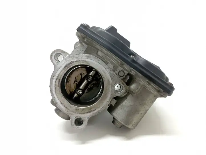 Ford Focus (2011 - 2015) 50989002 Дроссельная заслонка — фото 2