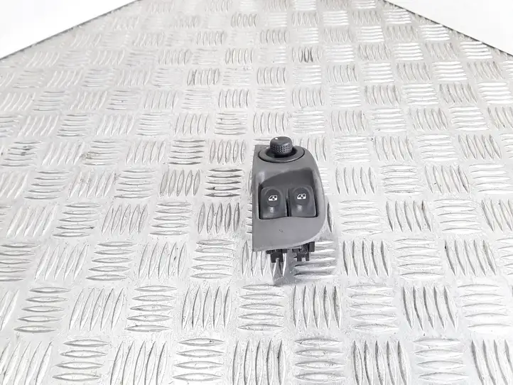 Renault Scenic I (1996 - 2003) 7700429070 Кнопка стеклоподъемников — фото 1