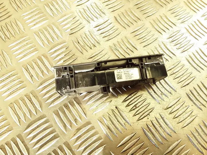 Mercedes-Benz C W204 (2007 - 2014) A2048703458 Блок кнопок стеклоподъемников — фото 2