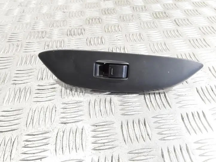 Toyota Yaris (1999 - 2003) 6072V33 Блок кнопок стеклоподъемников — фото 1