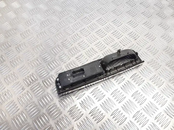 Volvo V50 (2004 - 2008) 30658444 Кнопка стеклоподъемников — фото 2