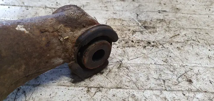 Land Rover Discovery (2004 - 2009)   Вилы