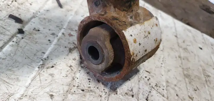 Land Rover Discovery (2004 - 2009)   Вилы