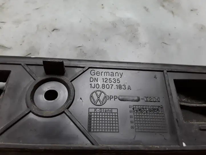 Volkswagen Golf IV (1998 - 2005) 1J0807183A Кронштейн переднего бампера — фото 3