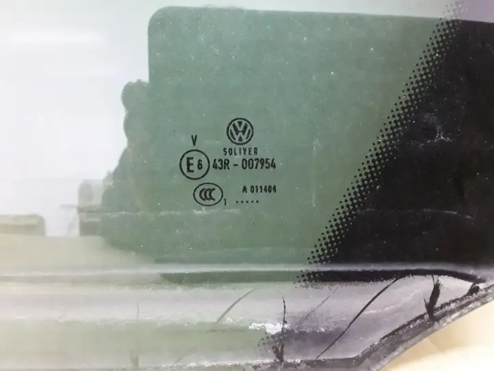 Volkswagen PASSAT B7 (2011 - 2014) E643R007954 Форточка двери — фото 2