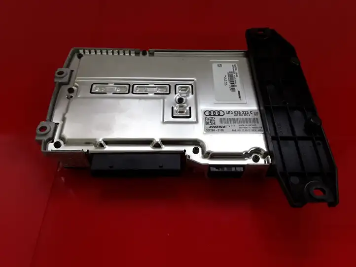 Audi A8 S8 D4 4H (2010 - 2014) 4G0035223C Усилитель звука — фото 3