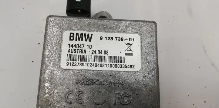 BMW 1 E81 E87 (2004 - 2011) 9123739 Усилитель антенны — фото 3