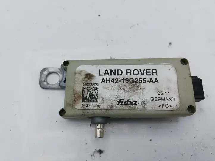 Land Rover Range Rover L322 (2009 - 2012) AH4219G255AA Усилитель антенны — фото 1