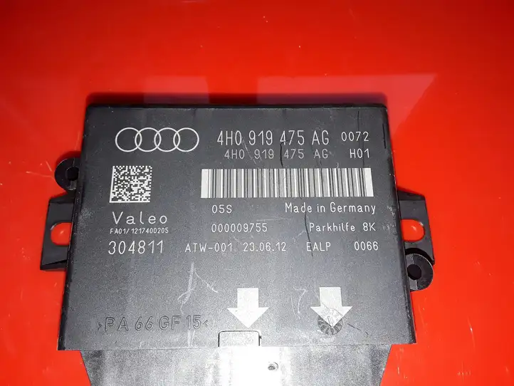 Audi A8 S8 D4 4H (2010 - 2014) 4H0919475AG Блок управления парктрониками — фото 4
