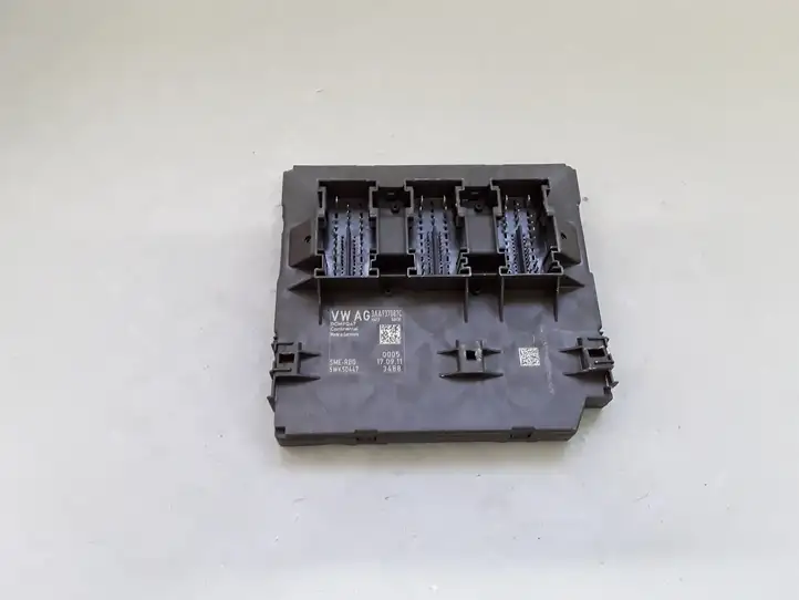 Volkswagen PASSAT B7 (2011 - 2014) 3AA937087C Модуль комфорта — фото 1
