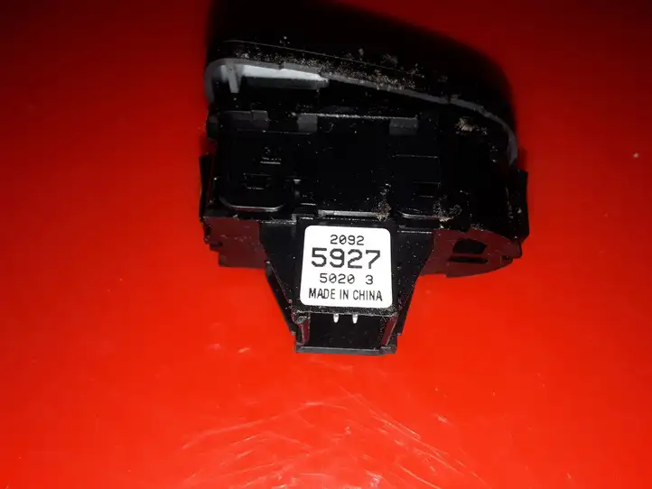 Opel Zafira C (2014 - 2016) 20925927 Кнопка парктроника — фото 2