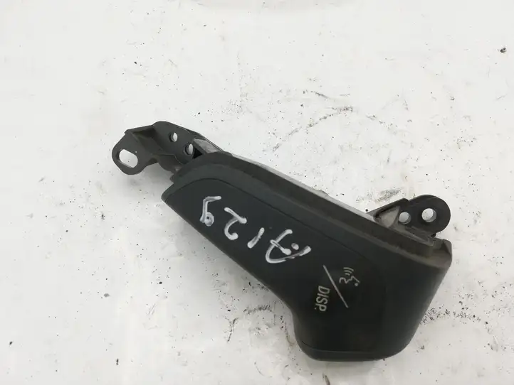 Toyota Avensis T250 (2003 - 2006) 75B070 Кнопки на рулевом колесе — фото 1