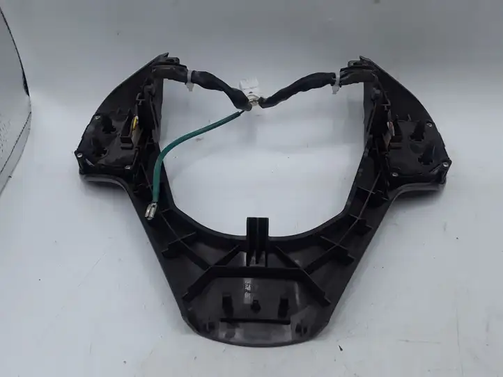 Toyota Avensis T270 (2009 - 2012) 4510005550 Кнопки на рулевом колесе — фото 3