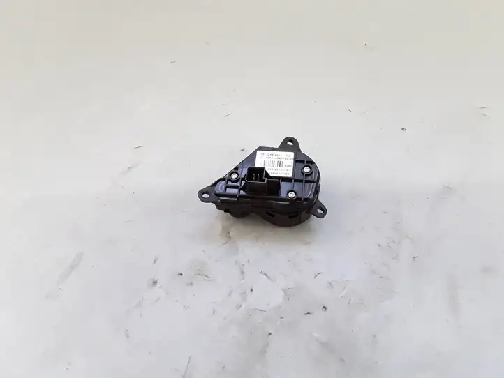 Mercedes-Benz C W204 (2007 - 2014) A2048210151 Кнопки на рулевом колесе — фото 3