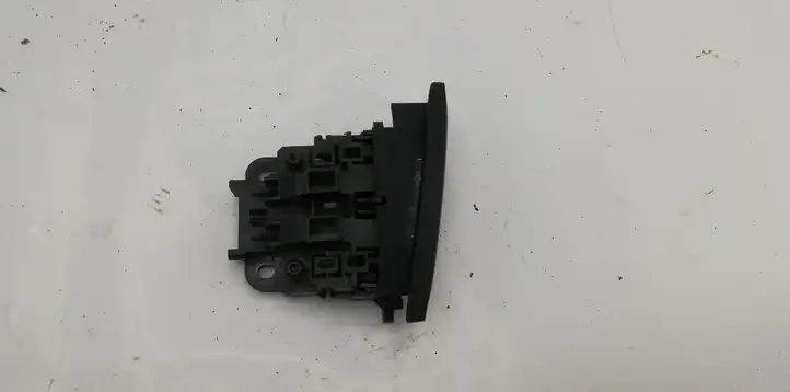 Honda Civic (2006 - 2011) M30830 Кнопки на рулевом колесе — фото 2