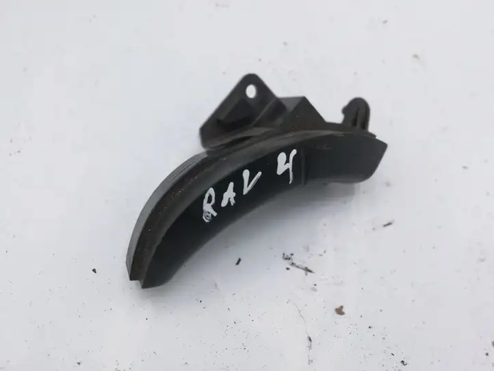 Toyota RAV 4 (XA20) (2000 - 2005) 777981 Кнопки на рулевом колесе — фото 1