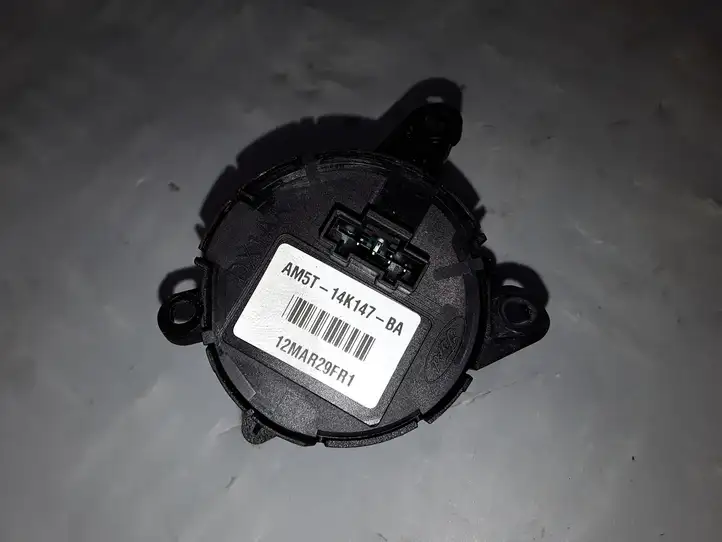 Ford C-MAX II (2010 - 2015) AM5T14K147BA Кнопки на рулевом колесе — фото 3