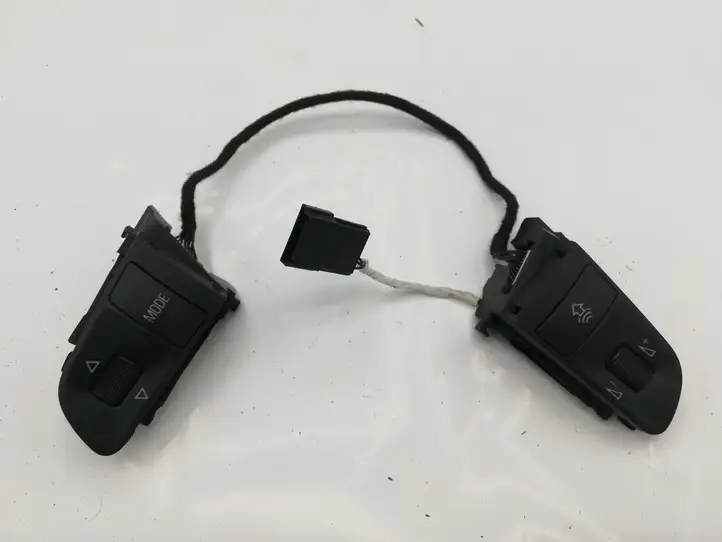 Audi A6 S6 C6 4F (2004 - 2008) 4F0951527A Кнопки на рулевом колесе — фото 1