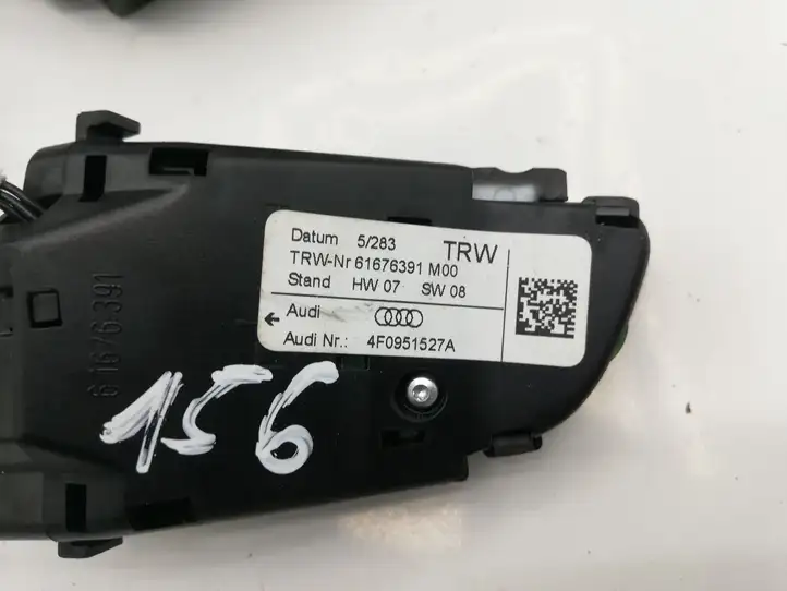 Audi A6 S6 C6 4F (2004 - 2008) 4F0951527A Кнопки на рулевом колесе — фото 3