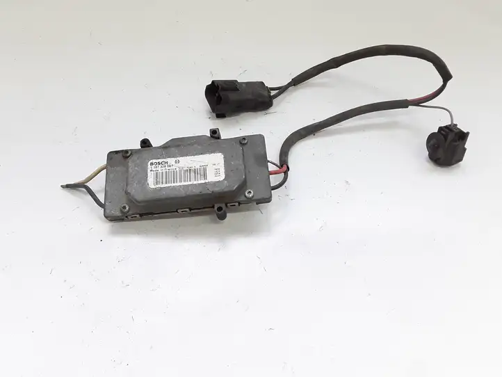 Ford Focus (2005 - 2008) 1137328081 Реле вентилятора охлаждения — фото 1