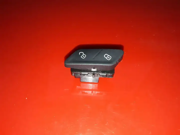 Volkswagen Golf VII (2013 - 2019) 5G0962126A Включатель центрального замка — фото 1