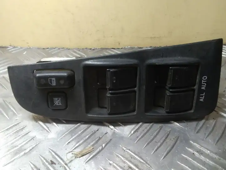 Toyota Avensis T250 (2003 - 2006) 7423105120 Блок кнопок стеклоподъемников — фото 1